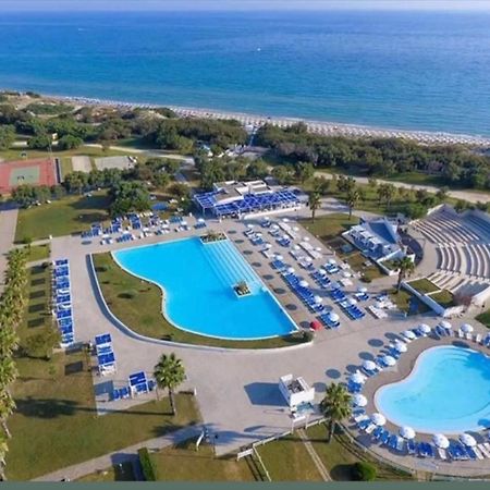 Salento Villaggio Turistico Residenza Torre Rinalda Лечче Екстер'єр фото