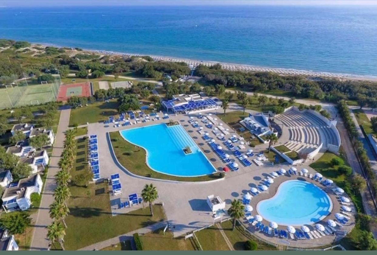 Salento Villaggio Turistico Residenza Torre Rinalda Лечче Екстер'єр фото